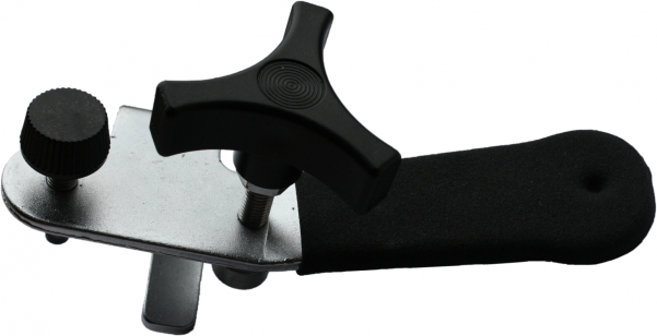 Wiper puller with lever