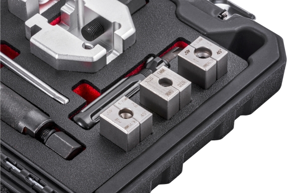 Brake Pipe Flaring Tool with Hydraulic Ram