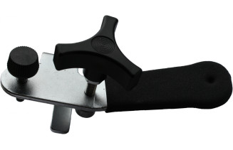 Wiper puller with lever